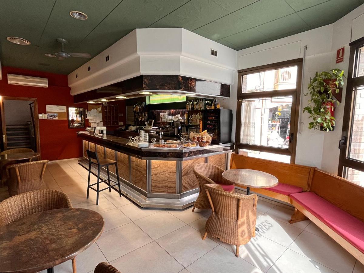 Hostal Tarres Angles Экстерьер фото