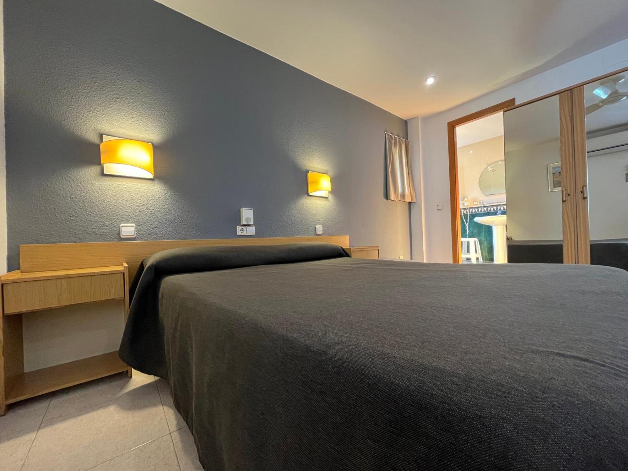 Hostal Tarres Angles Экстерьер фото